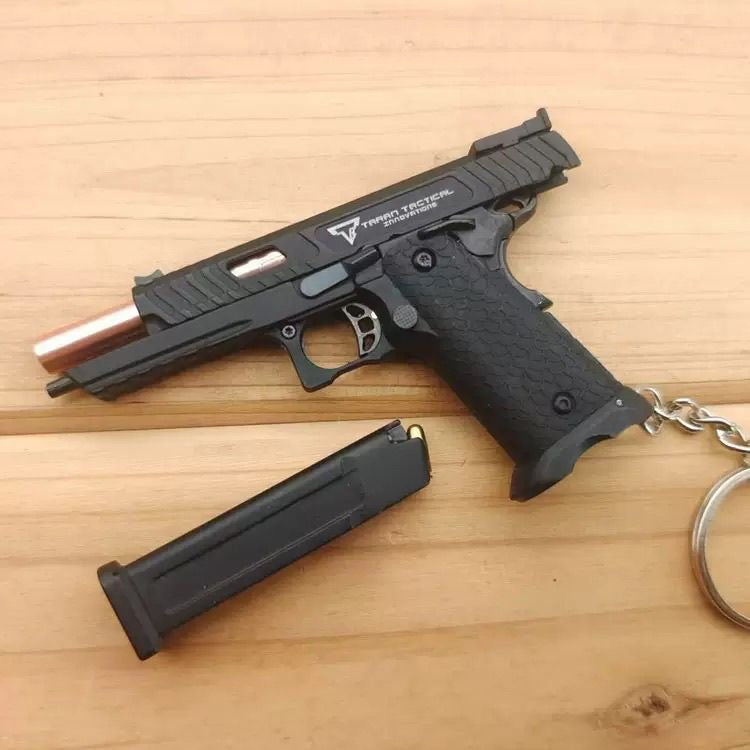 1:3 Battle Master Metal Toy Gun Keychain