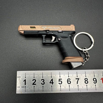 1:3 TTIG34 Detachable Shell Ejection Metal Toy Model