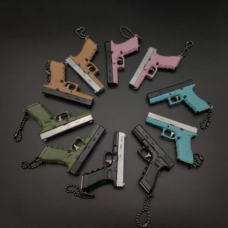 1:3 G17 Toy Pistol Metal Model Keychain with Gift Box