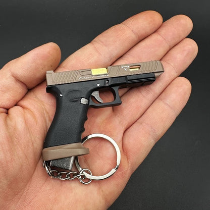 1:3 TTIG34 Detachable Shell Ejection Metal Toy Model
