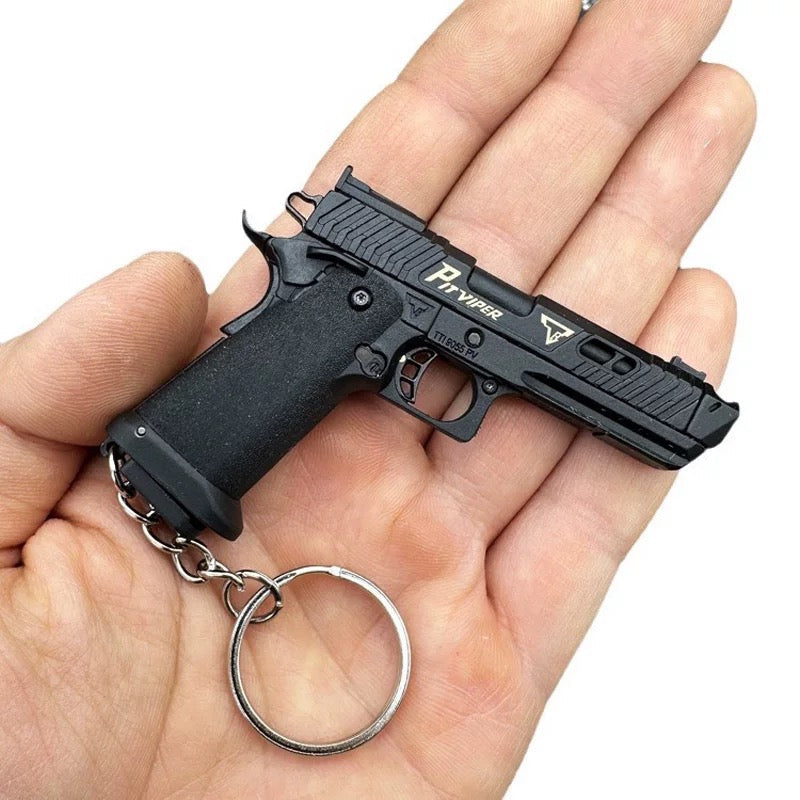 1:3 Battle Master Metal Toy Gun Keychain
