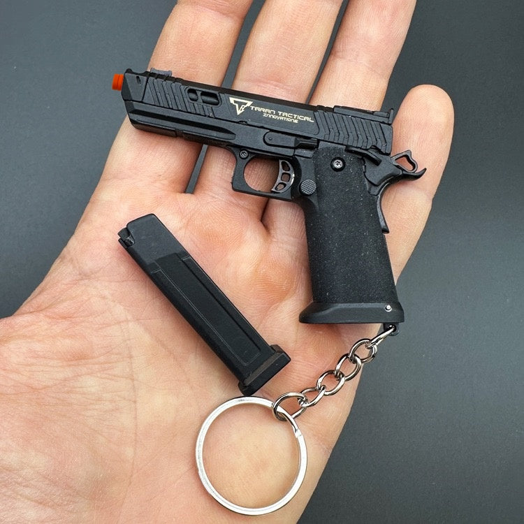 1:3 Battle Master Metal Toy Gun Keychain
