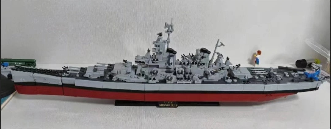 WWII USS Missouri Battleship Aircraft Carrier Military Building Block Model
