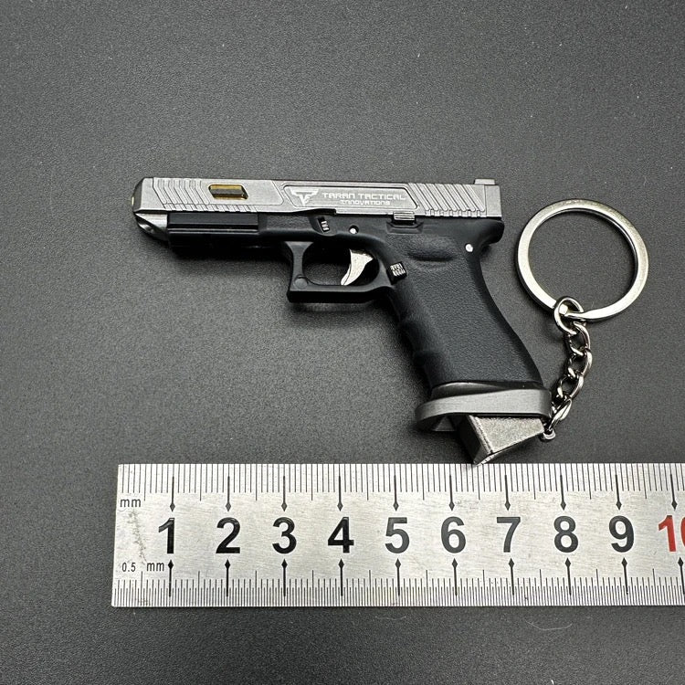 1:3 TTIG34 Detachable Shell Ejection Metal Toy Model